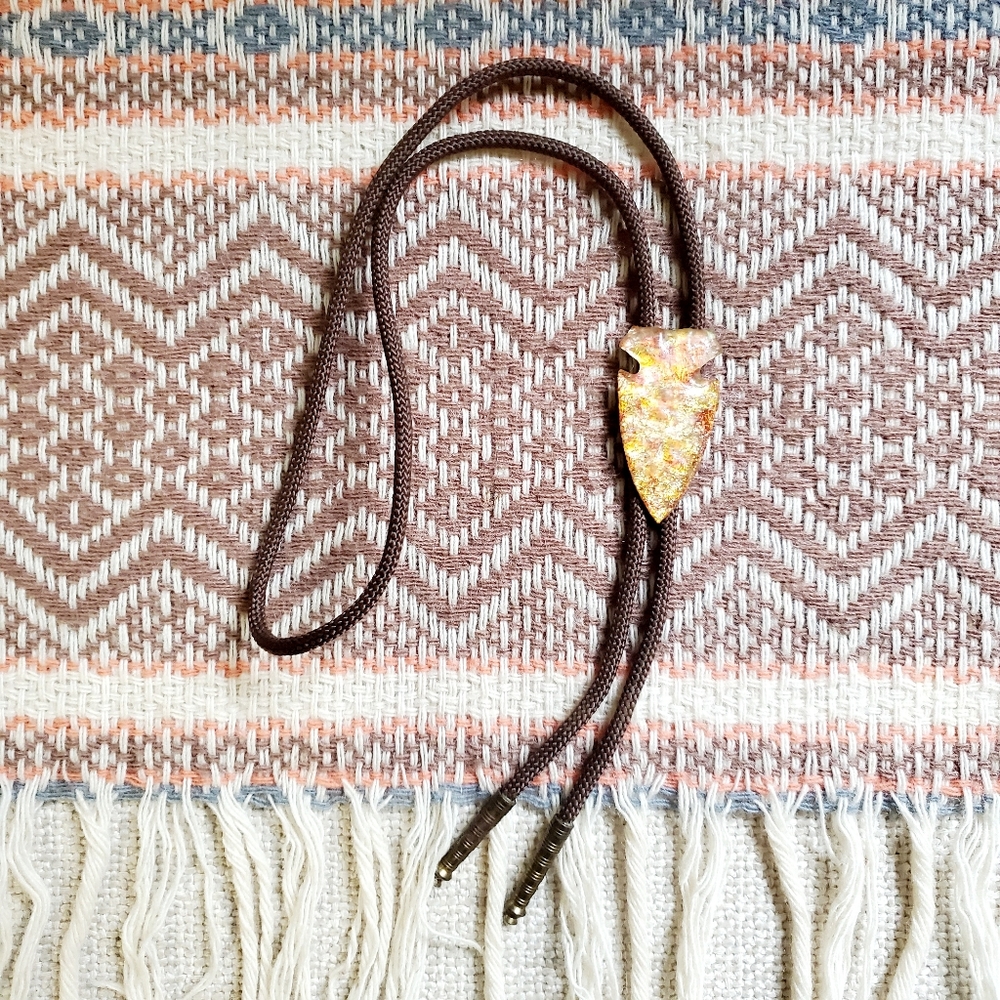 Vintage Arrowhead Bolo Tie